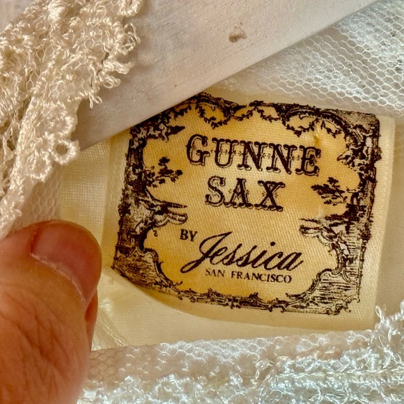 Vintage Gunne Sax Jessica McClintock White High Neck Edwardian Style Gown, 10 - Picture 7 of 12